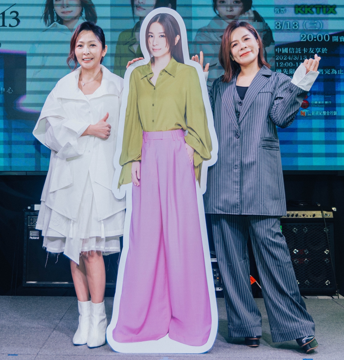 林曉培（左）、江美琪和沒來的田馥甄立牌合照。（圖／新視紀整合行銷提供）