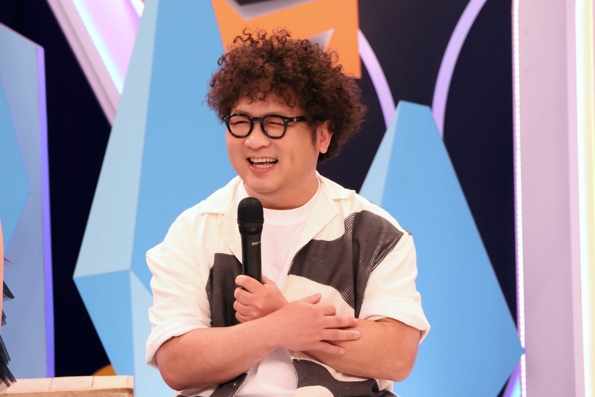 阿Ken認為自從納豆戒酒後就很難約出門。（圖／中天綜合台提供）
