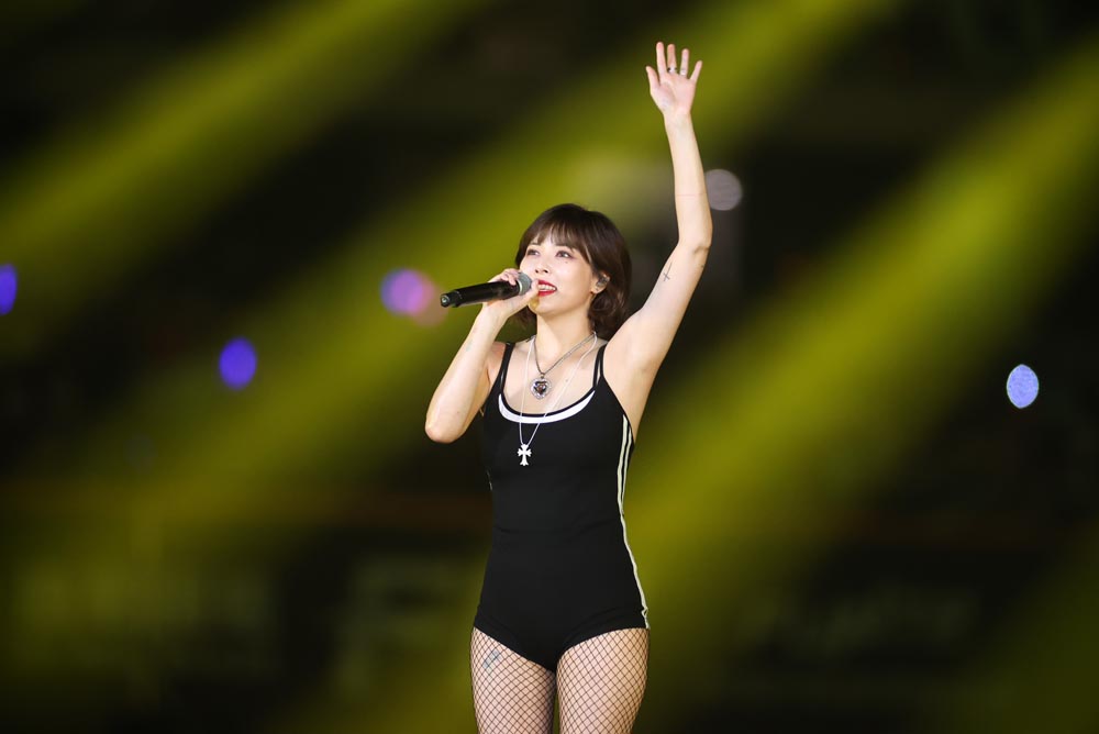 泫雅受歡迎程度超乎想像。(圖/記者陳明中攝影)