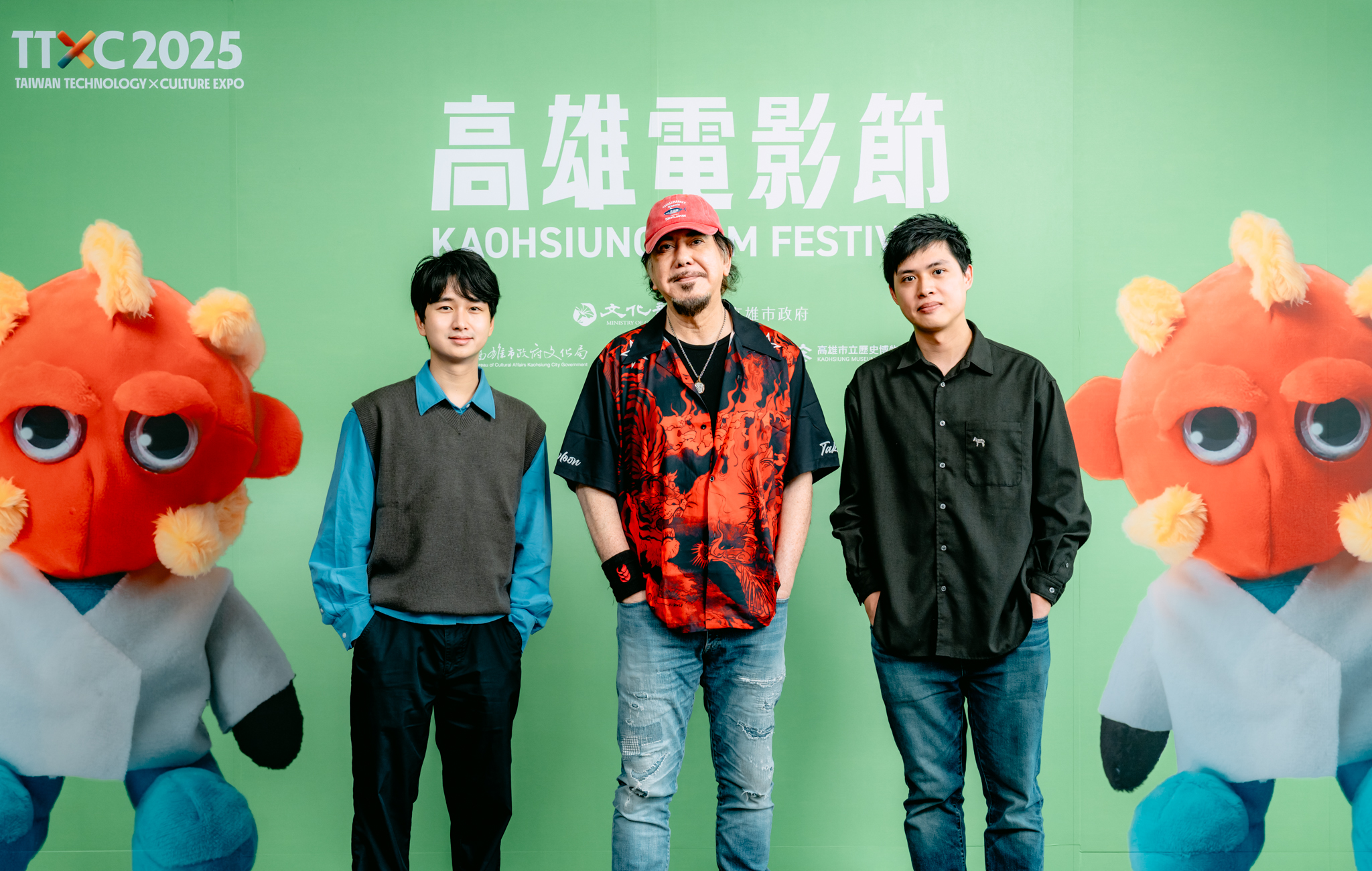 導演譚善揚（左）、導演林善（右）表示能跟黃秋生合作感覺像是美夢成真。（圖／高雄電影節提供）