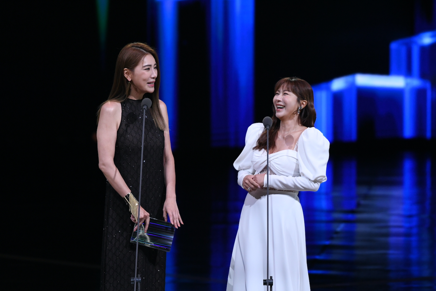 小禎、佩甄一起頒獎，兩人一搭一唱超好笑。（圖／三立提供）