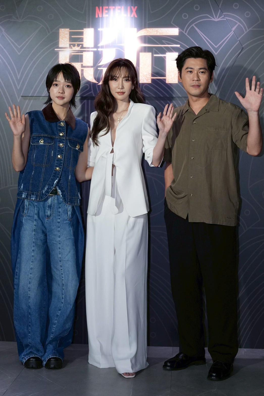 林廷憶（左起）、曾莞婷、黃迪揚都入圍金鐘獎。（圖／記者王人傑攝）