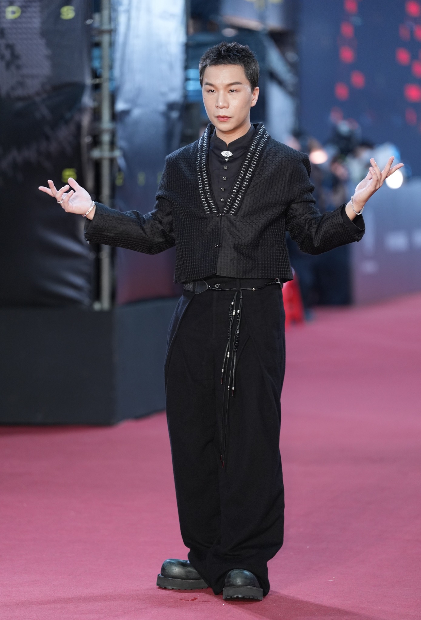 派翠克說剪了極短的頭髮就是幸運物。(圖/記者許方正攝)