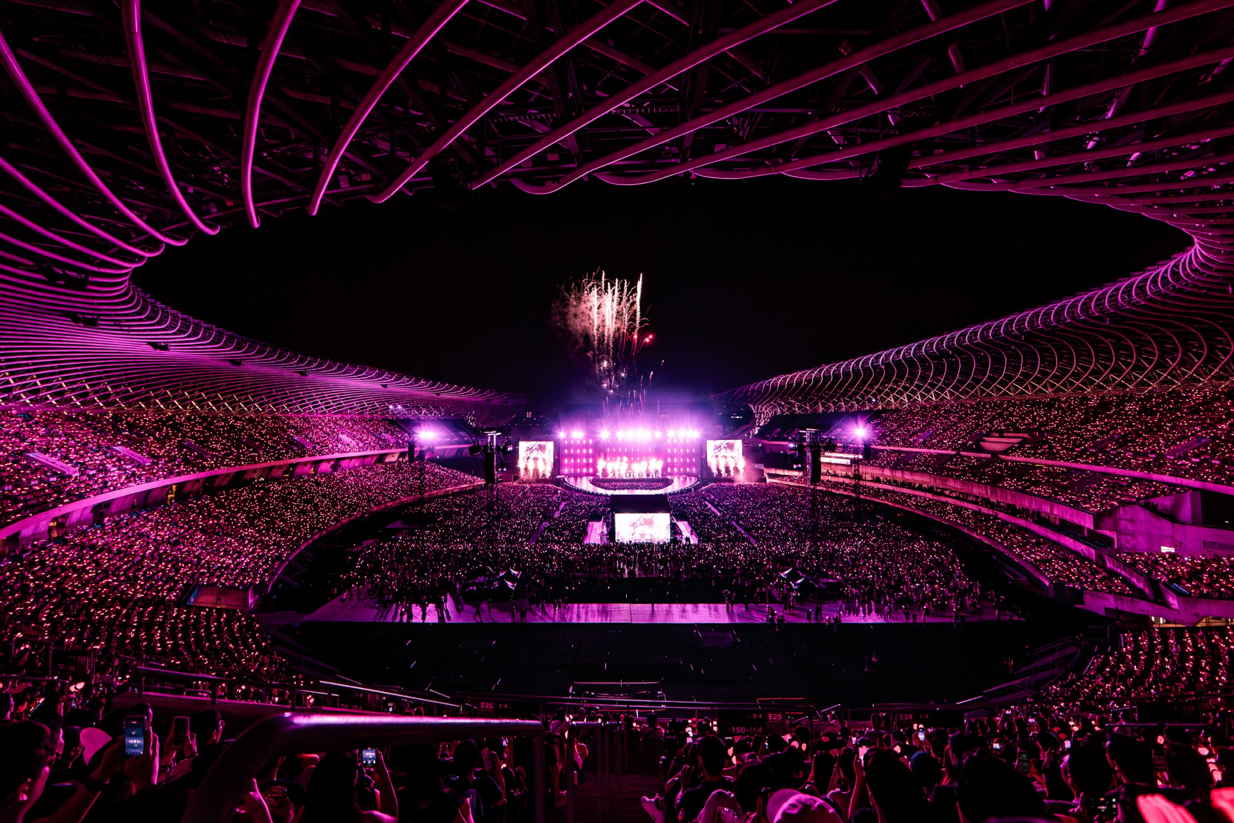 BLACKPINK 來台演出，讓高雄世運變粉紅海。（圖／Live Nation Taiwan提供）