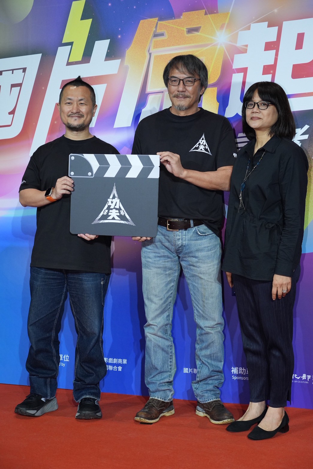 「國片億起來」記者會,《功夫》導演九把刀(左起)、戴立忍、製片盧維君。(圖/許方正攝)