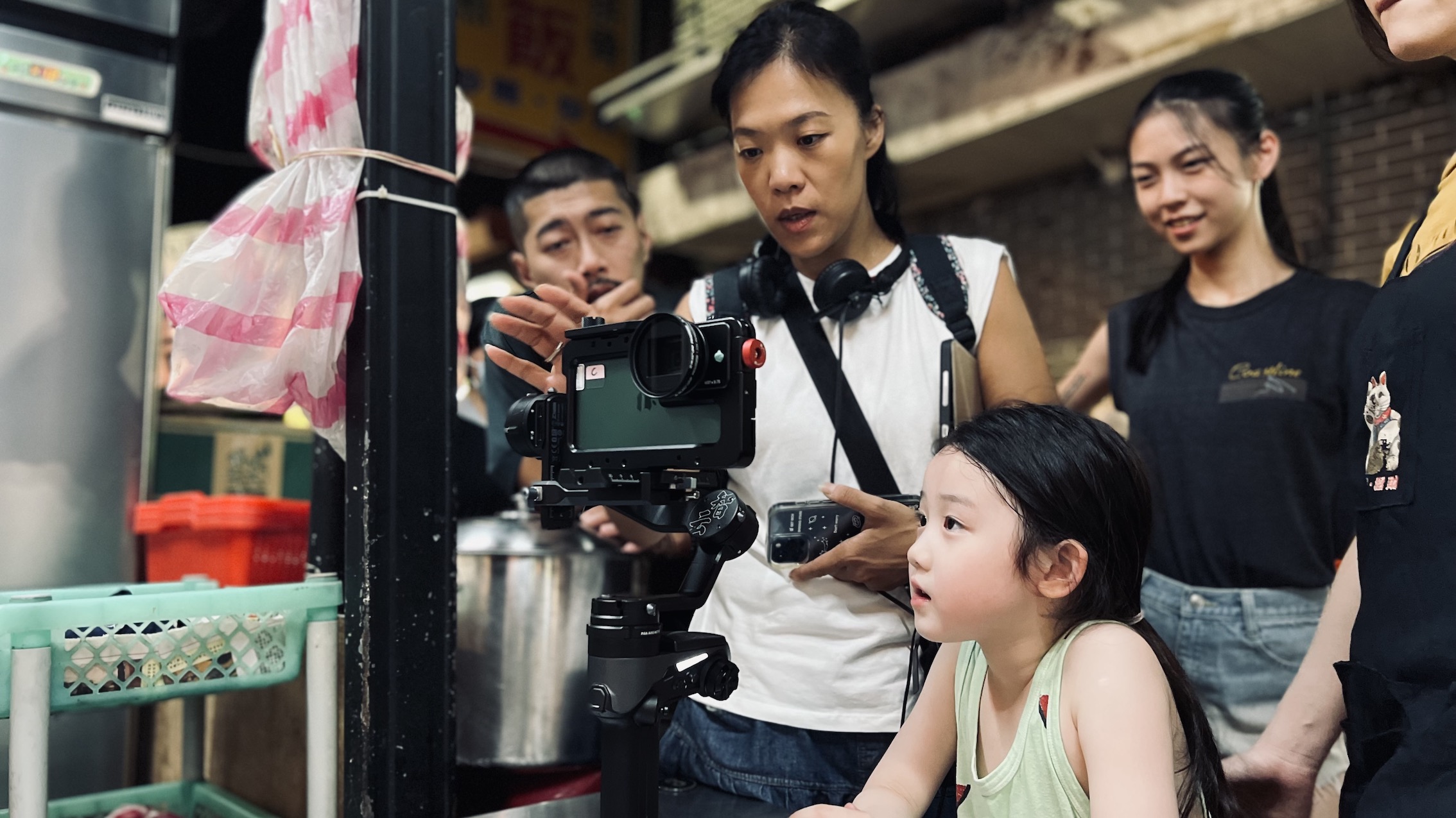 導演鄒時擎花了25年完成《左撇子女孩》這部富有初衷的電影。（圖／光年映畫提供）