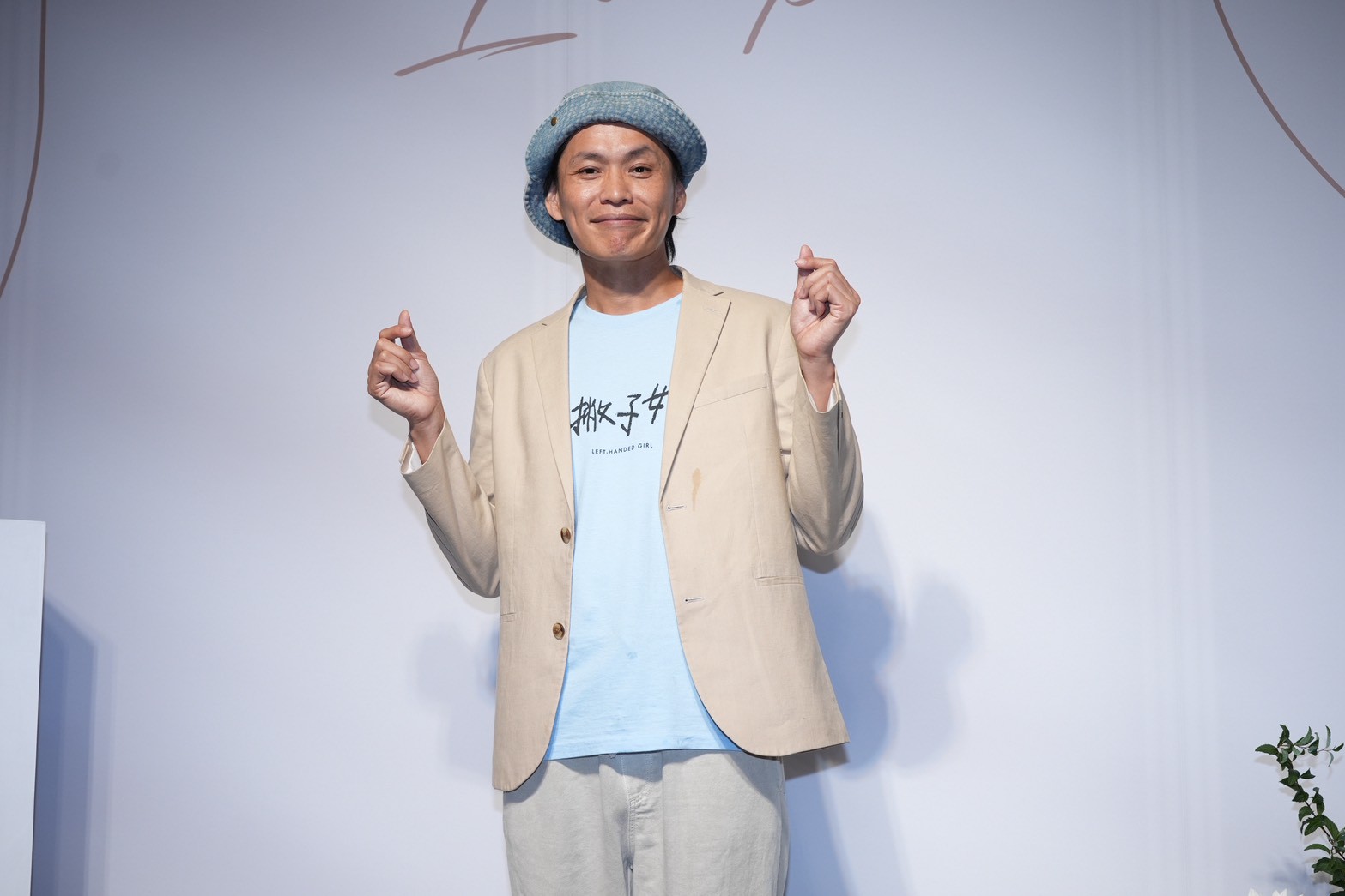 黃鐙輝素顏沒人發現。(圖/記者陳明中攝)