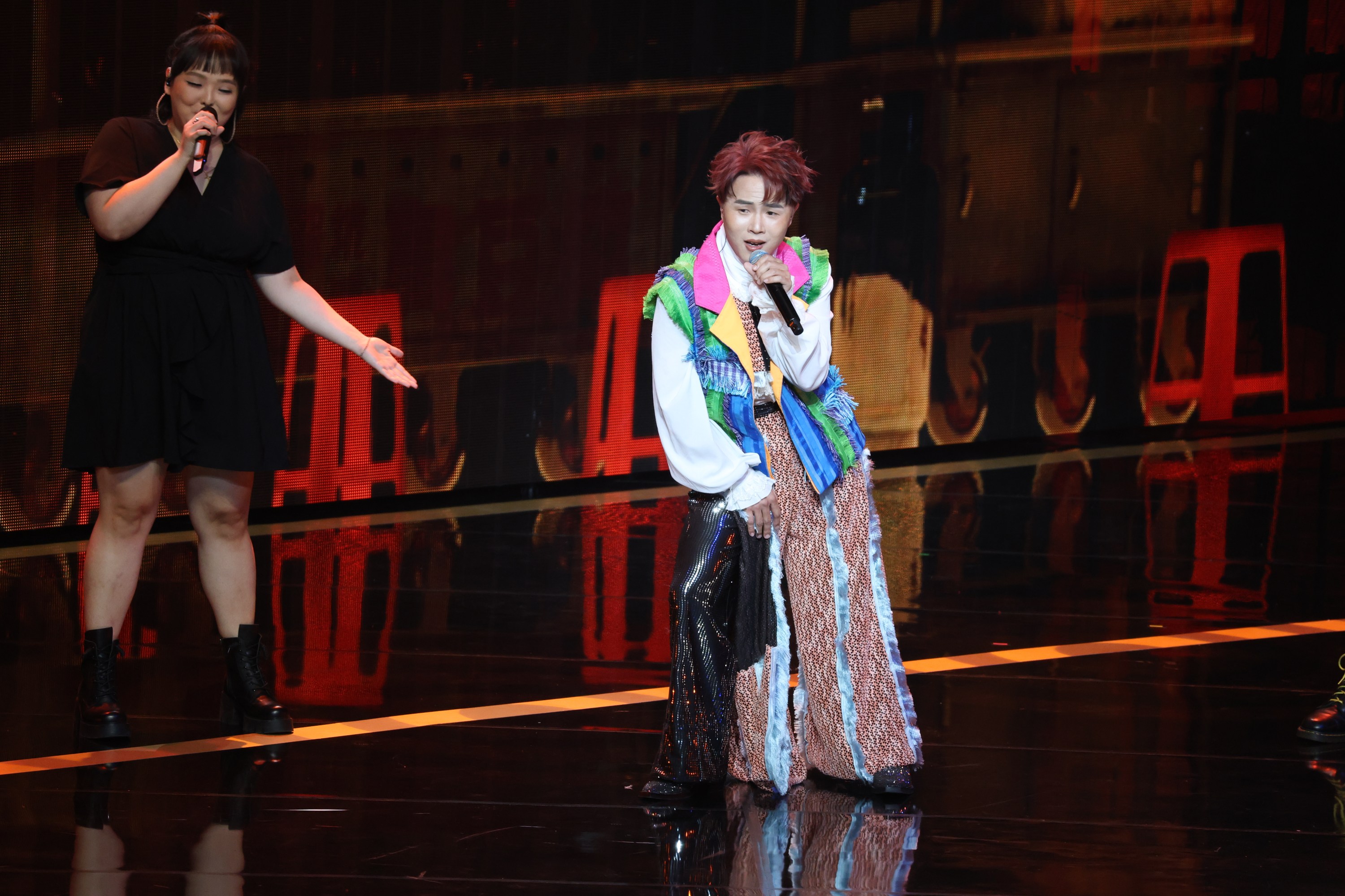 爽收新加坡粉絲7萬紅包　陳孟賢尾牙高人氣「商演邀約破50場」