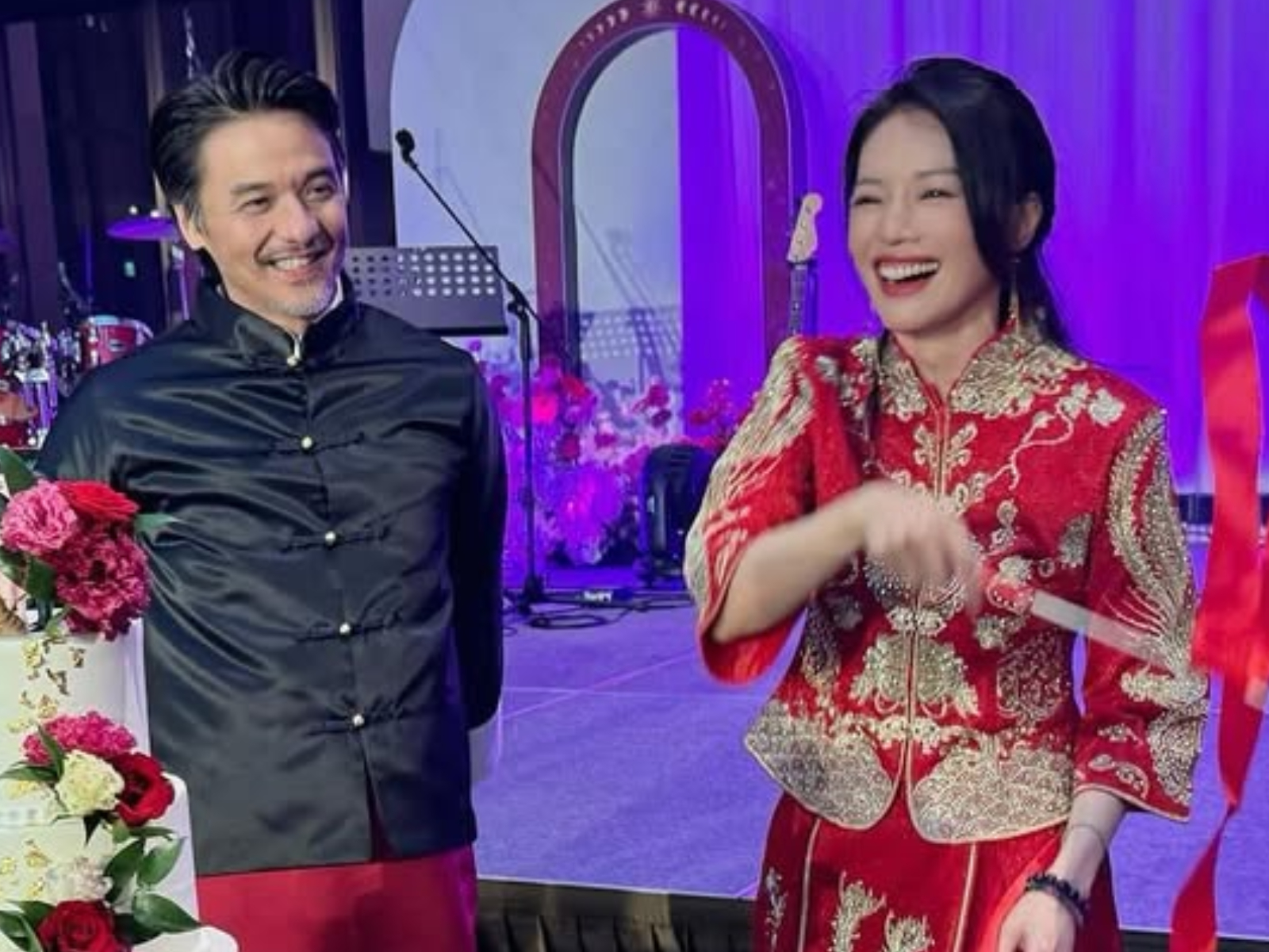 馮德倫(左)總是默默支持舒淇。(圖/翻攝舒淇IG)