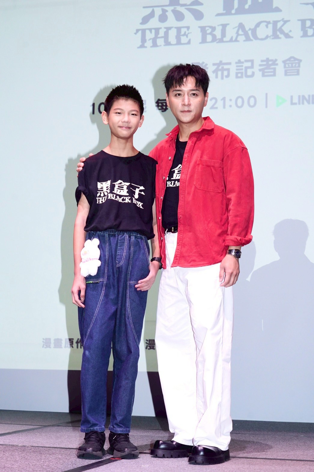 鄭人碩劇中和童星洪君昊演出父子。(圖/記者許方正攝)