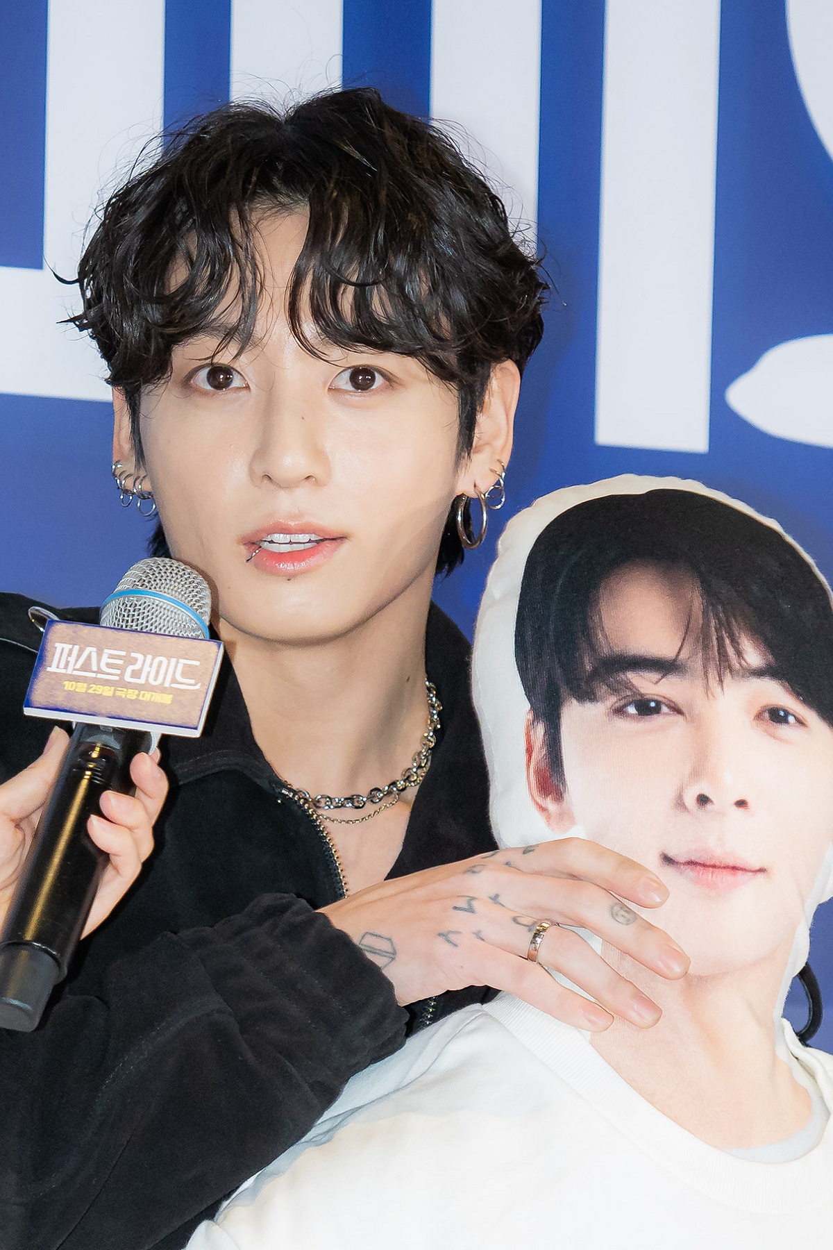 BTS的JungKook現身VIP首映會。(圖/車庫娛樂提供)