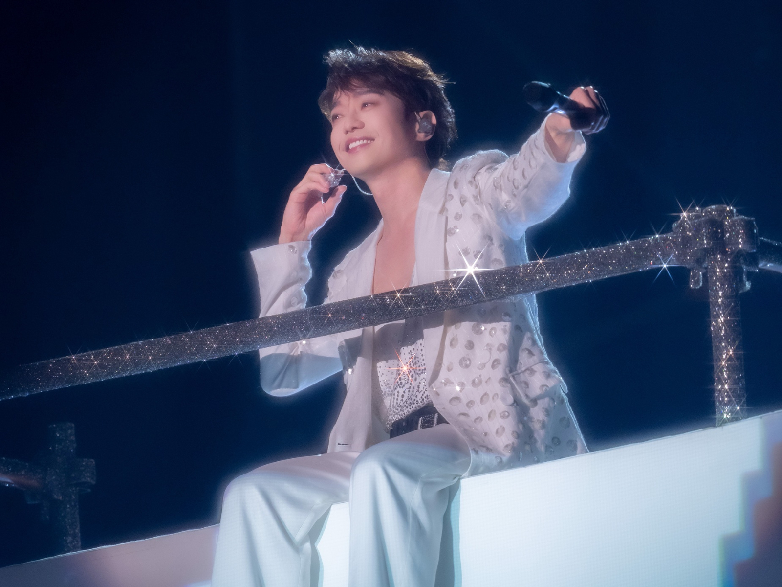 張棟樑凍齡祕訣在早晨!唱進高雄揪粉大K〈北極星的眼淚〉