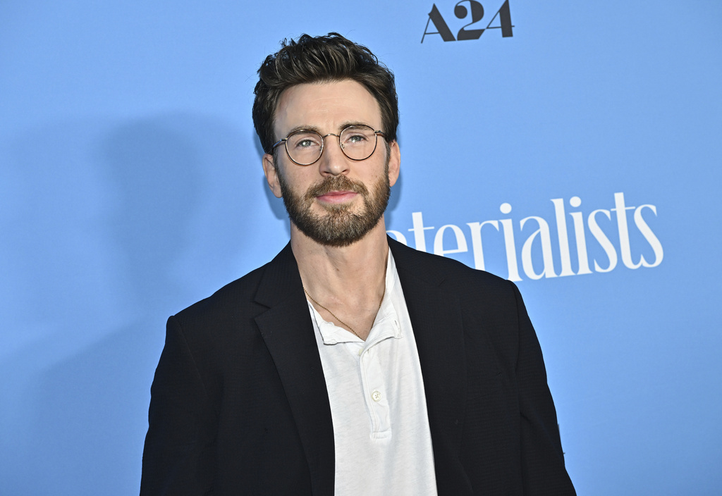 「美國隊長」克里斯伊凡升格當爸    愛女冠雙姓藏巧思