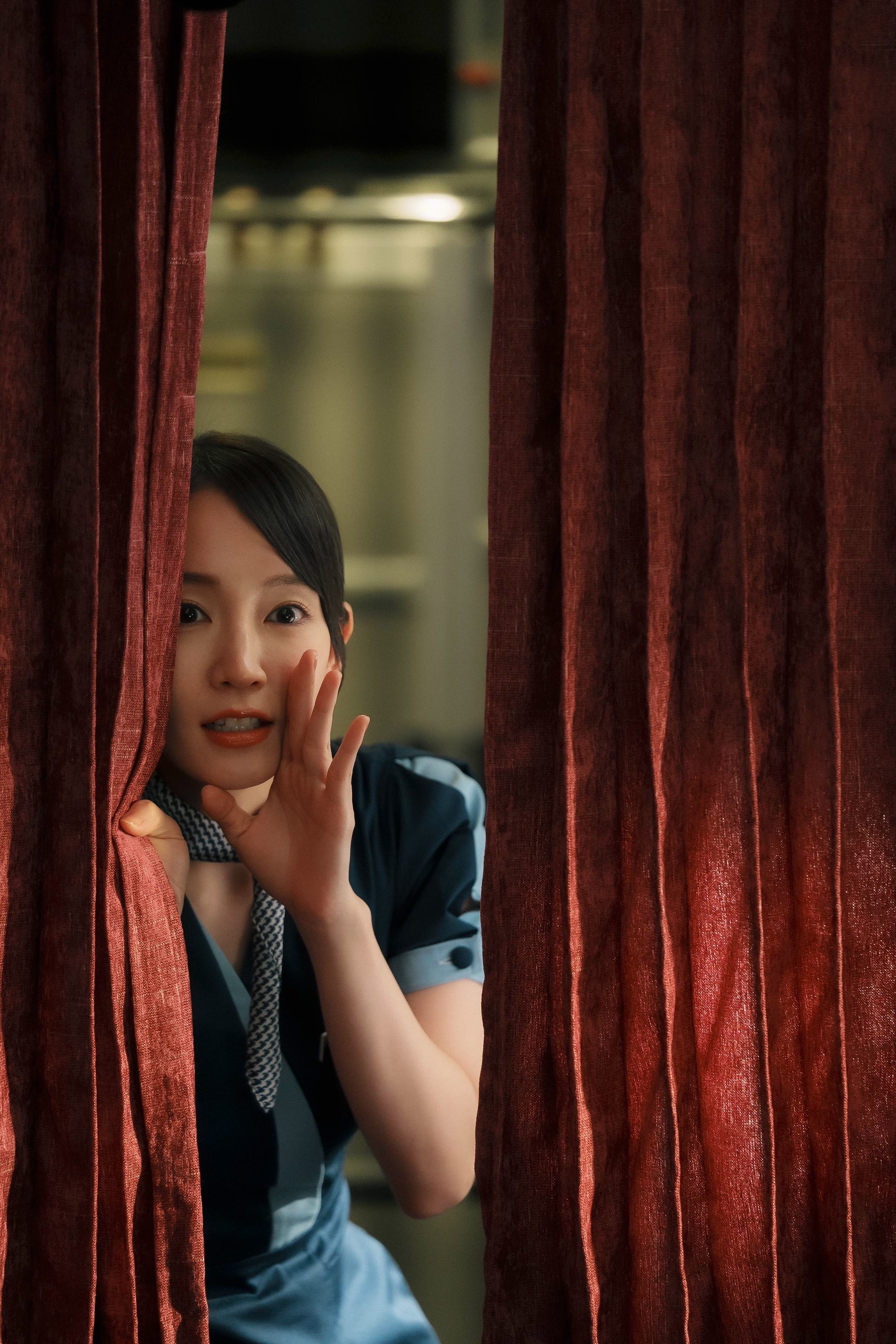 日本女神吉岡里帆在《雙囍》中擔任關鍵性的特別演出。(圖/水花電影、2025TIFF提供)