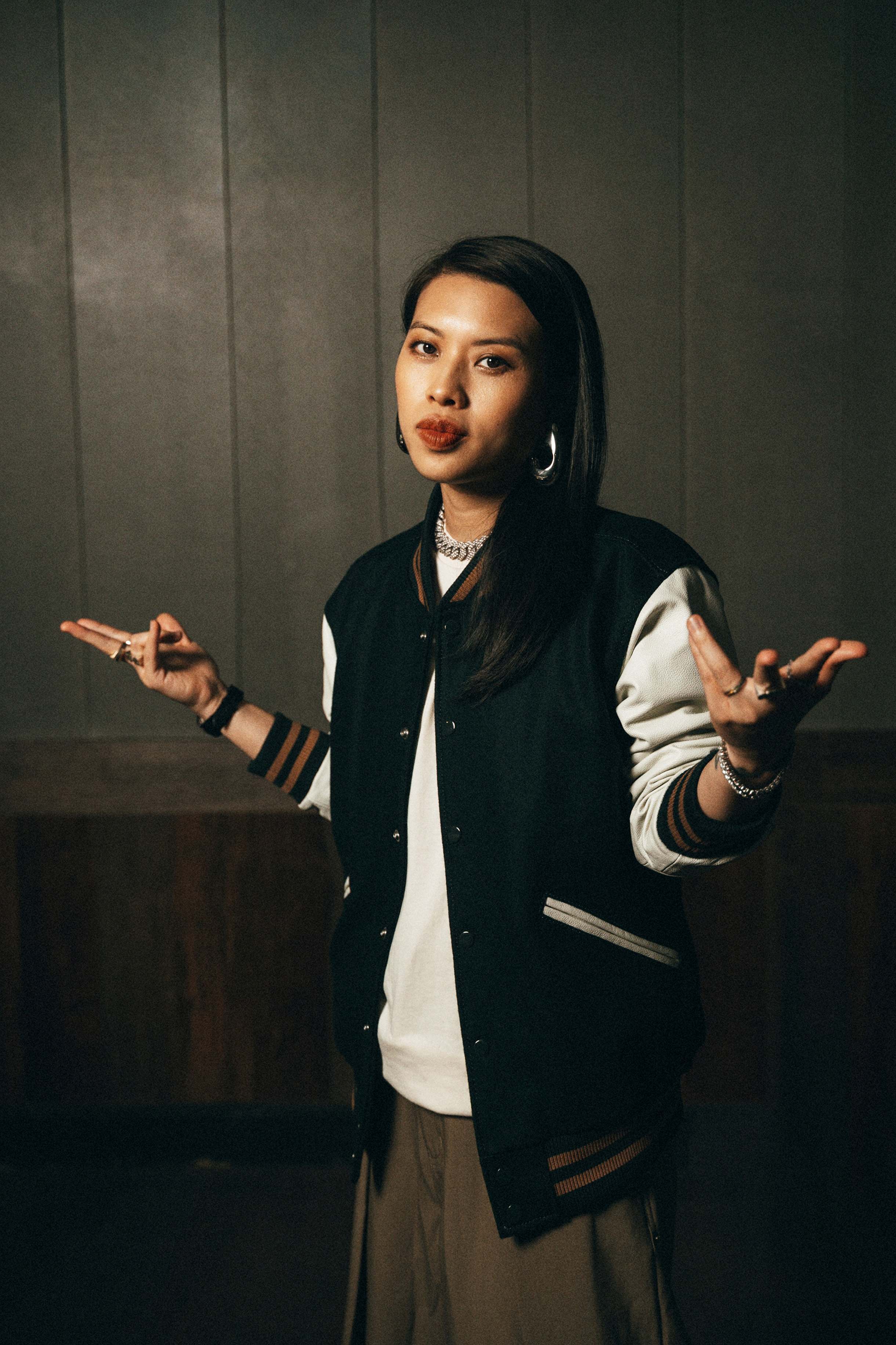 歌手Miss Ko 葛仲珊帶著新專輯宣布正式加盟索尼音樂。（圖／索尼音樂提供）