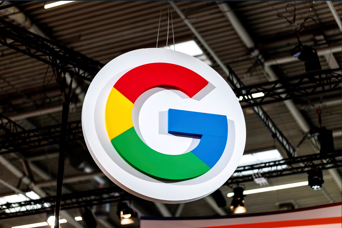 Google雲端業績旺！　單季營收首破1000億美元