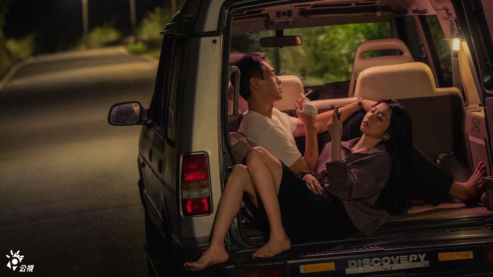 邵雨薇為愛不擇手段  《人浮於愛》路邊上演激情車震