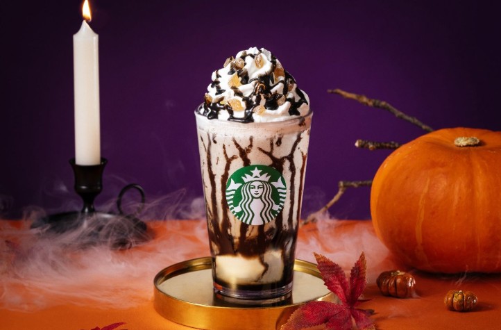 星巴克萬聖節買1送1　期間限定推「夜幕狂想曲星冰樂」