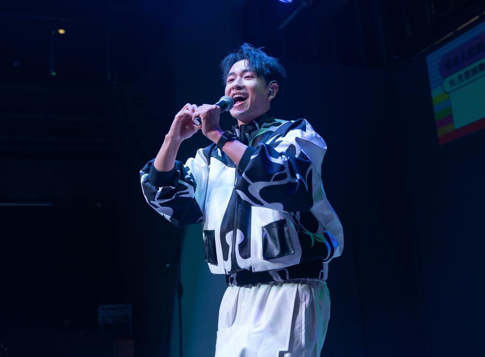 陳謙文除了演台八也愛唱歌。(圖/杰思國際娛樂提供)
