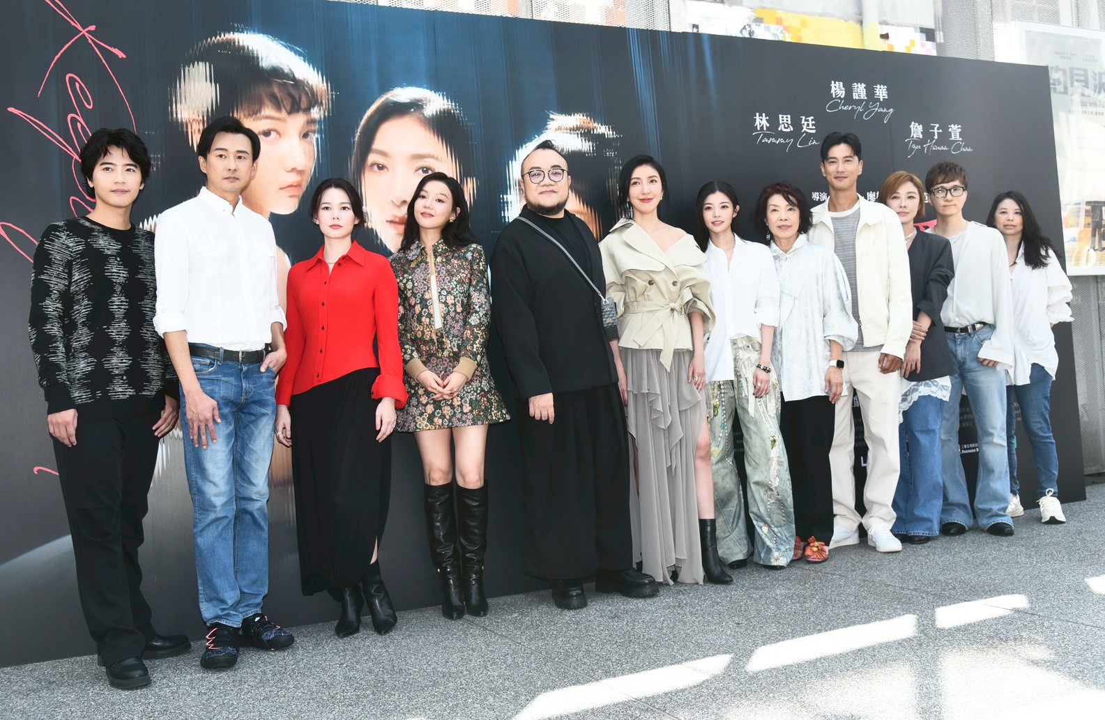 李宗霖（左起）、狄志杰、紀培慧、林思廷、楊謹華、詹子萱、古名伸、鍾承翰、李維維。（圖／記者王人傑攝）