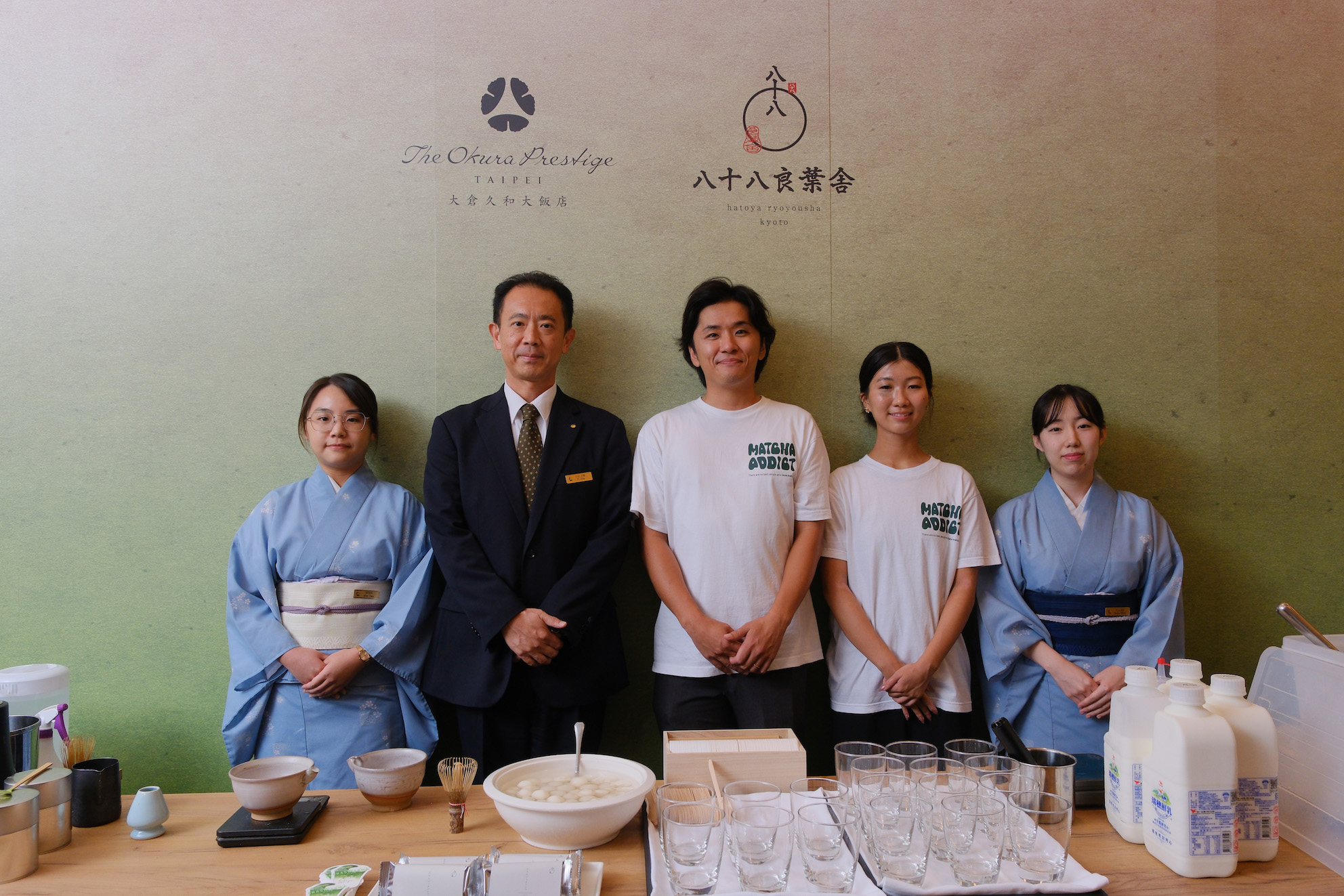 八十八良葉舍丸山順裕代表、藤井部長以及大倉久和飯店總經理小田文雄。（圖／大倉久和提供）