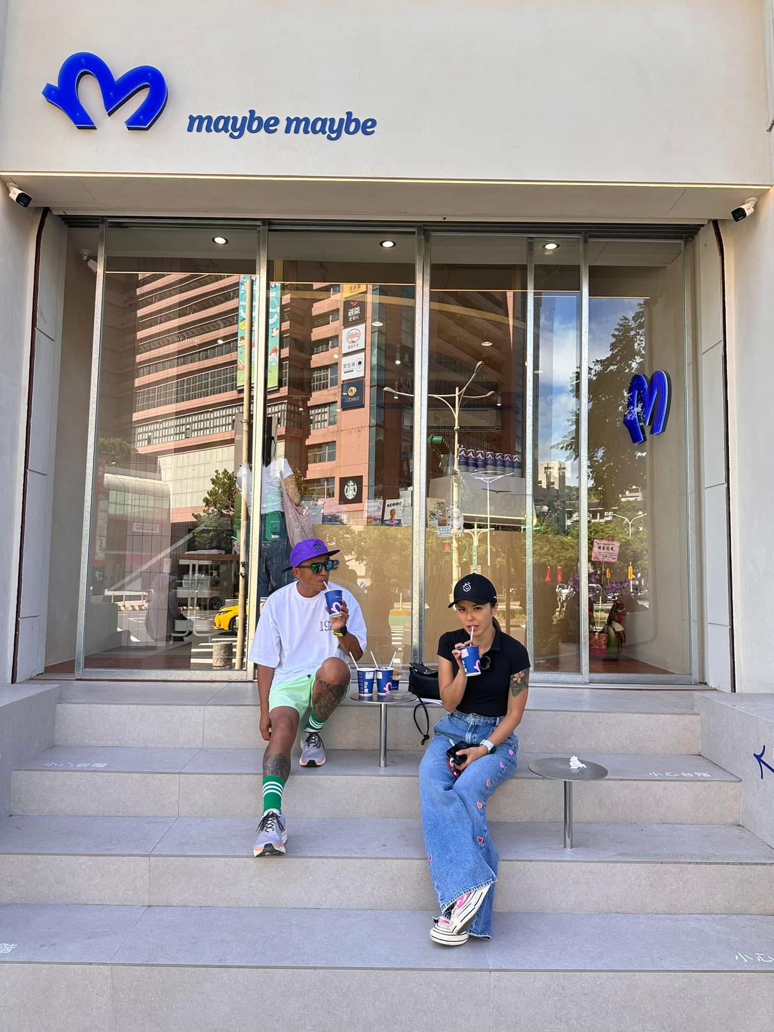 小馬和老婆目前經營自媒體相當順利。（圖／翻攝自小馬臉書）