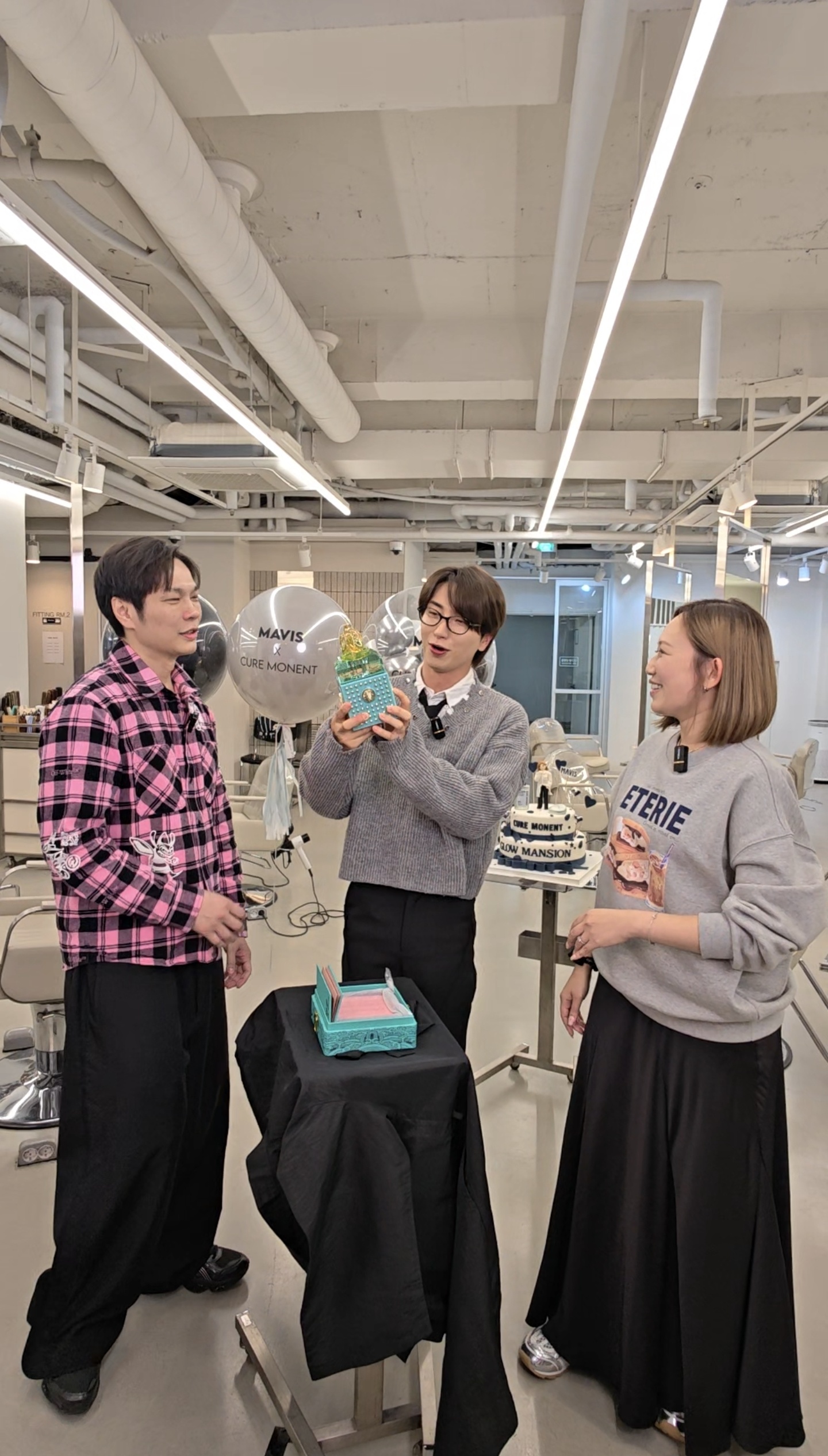 SUPER JUNIOR 隊⻑利特受邀參與Mavis瑪菲司雙 11活動直播。(圖/Mavis 瑪菲司提供)