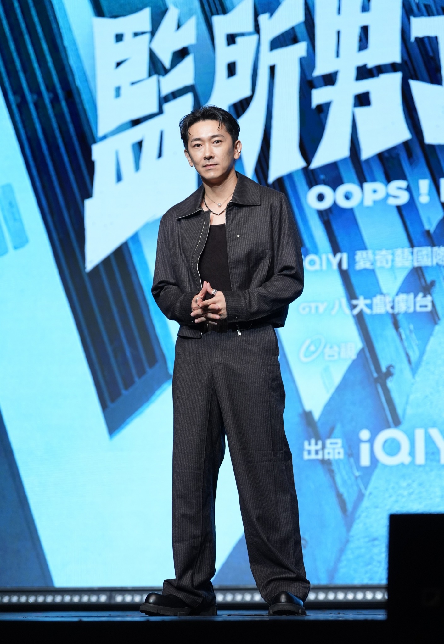 曾多次演出監獄題材的施名帥，被封為「入獄經驗最豐富」代表。（圖／記者陳明中攝）