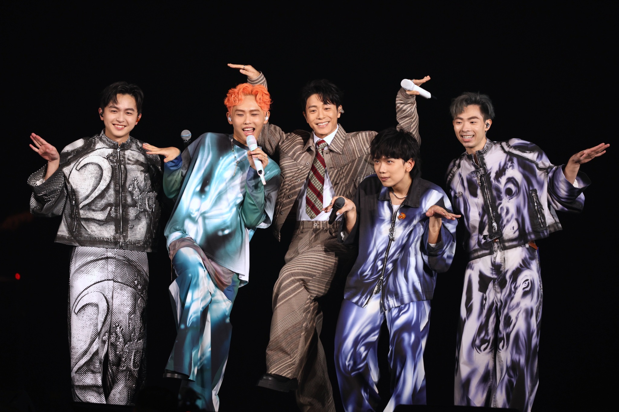 韋禮安(中)加入變成「理想鳥蛋」。(圖/記者陳明中攝)