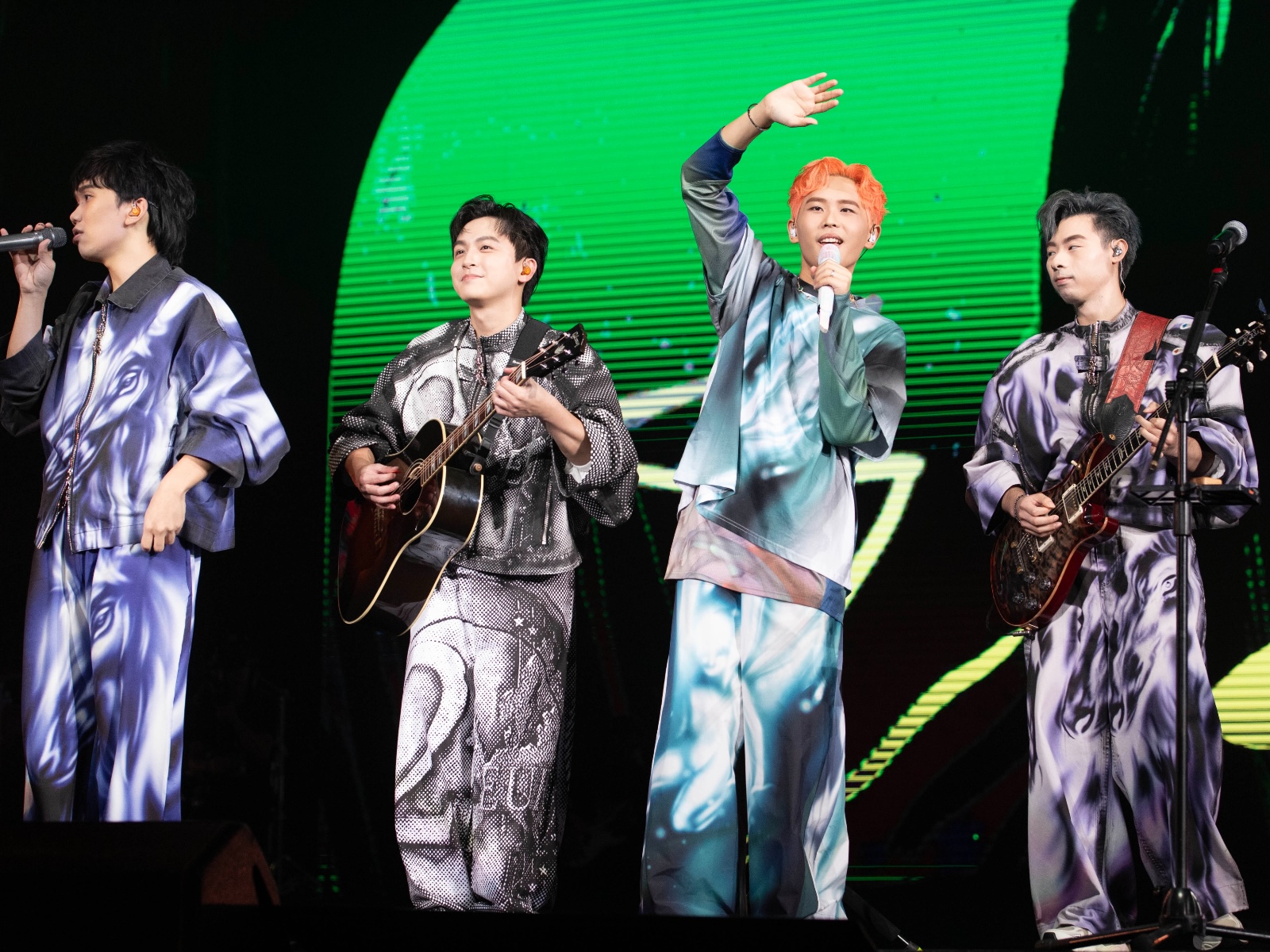 理想混蛋首次登上小巨蛋開唱。(圖/何樂音樂提供)