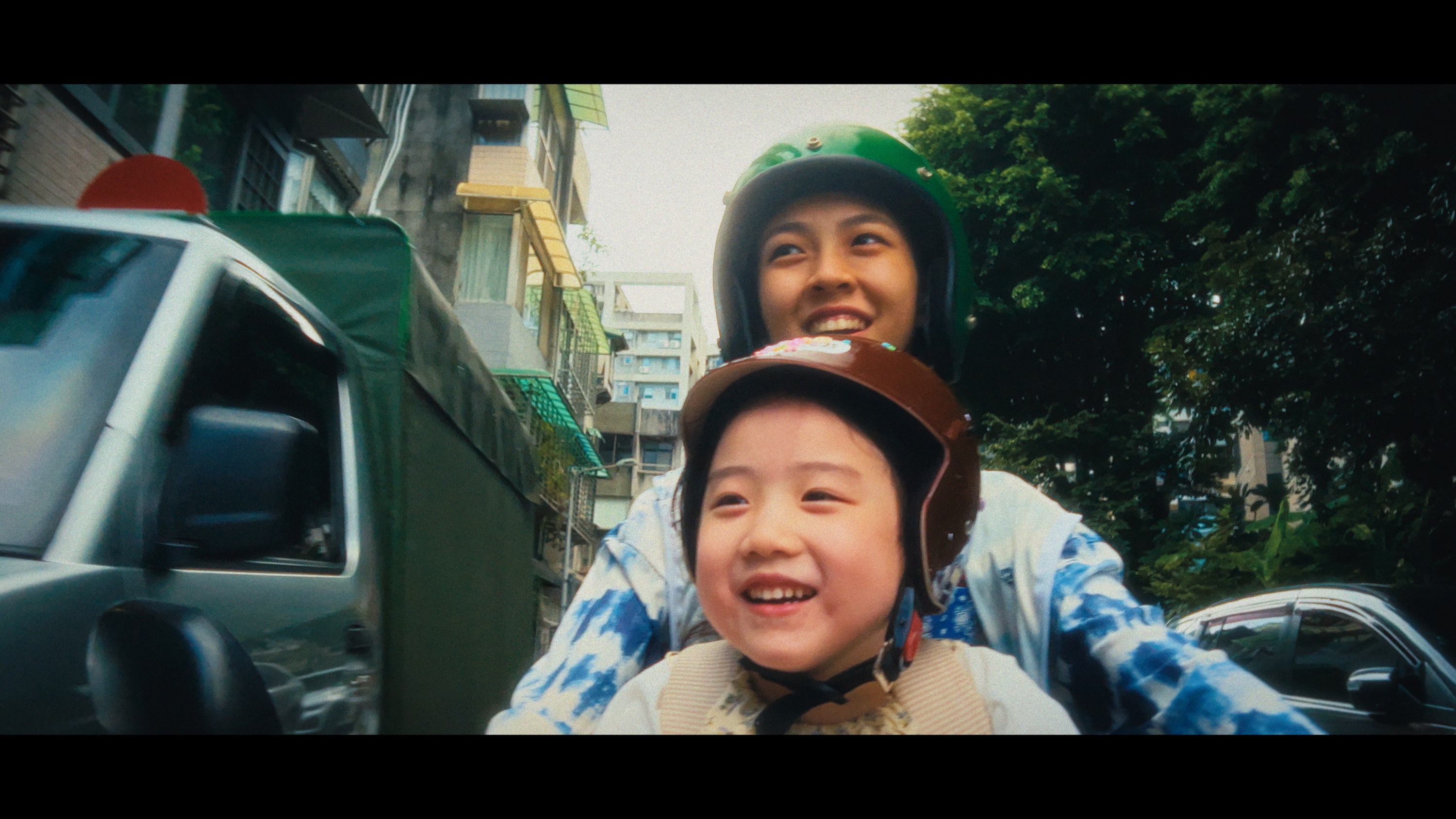 馬士媛、葉子綺以《左撇子女孩》自然演技在國外獲獎。(圖/光年映畫提供))