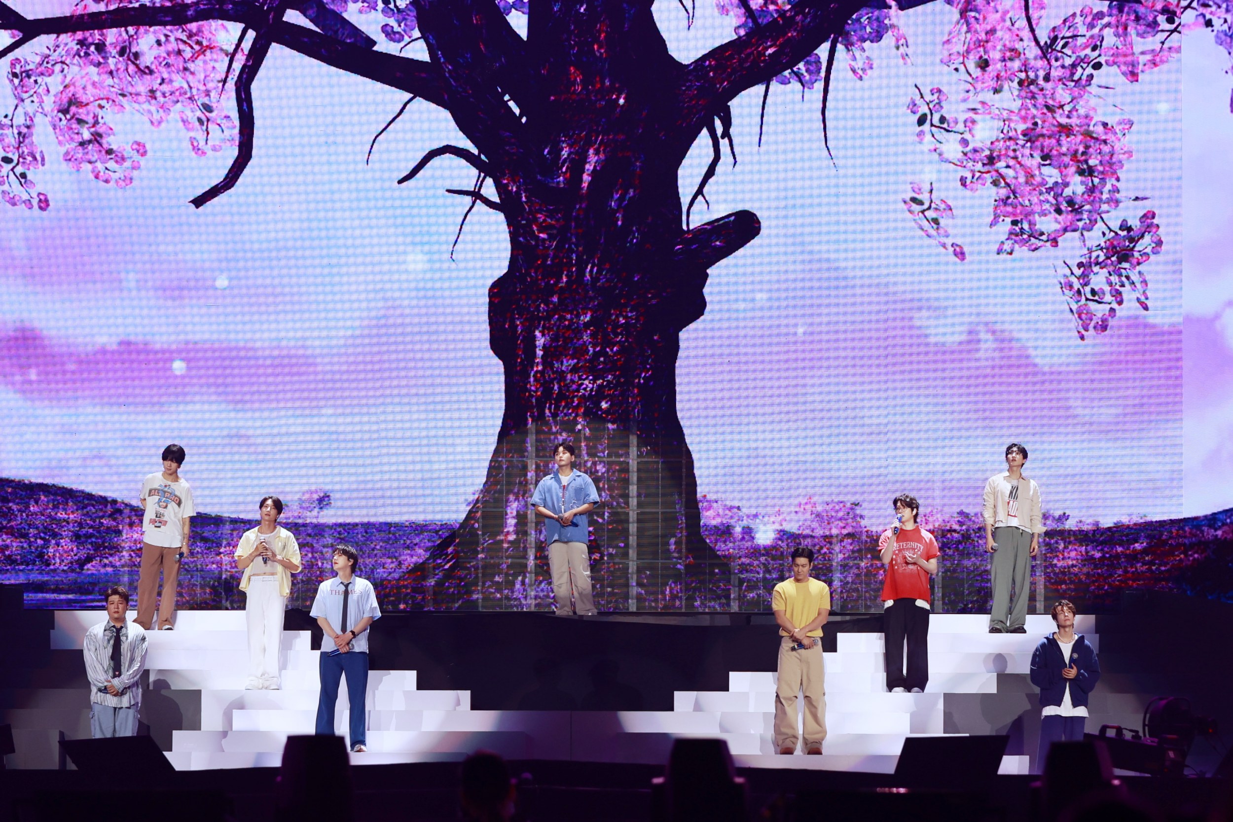 SUPER JUNIOR大巨蛋，粉絲排字讓成員們相當感動。（圖／讀者提供）