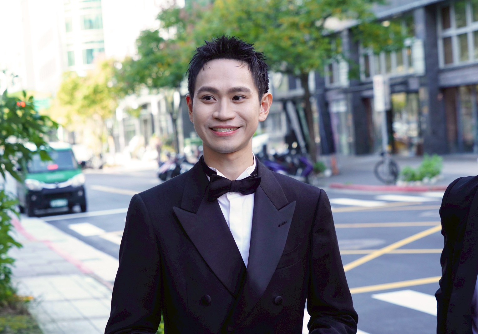 Andy老師笑笑走去。（圖／記者王人傑攝）