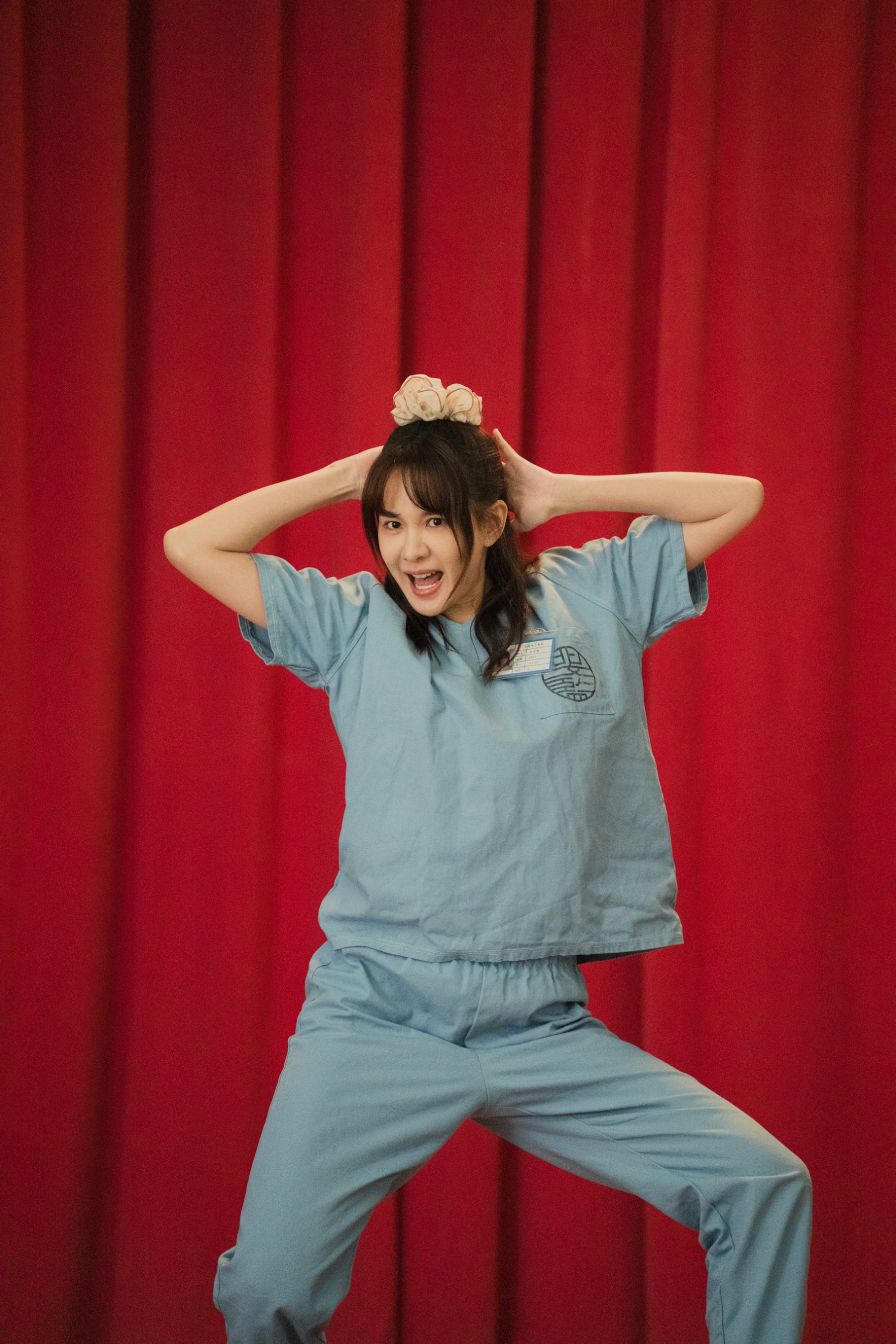 安心亞拍《陽光女子合唱團》動作都放大10倍。（圖／壹壹喜喜提供）