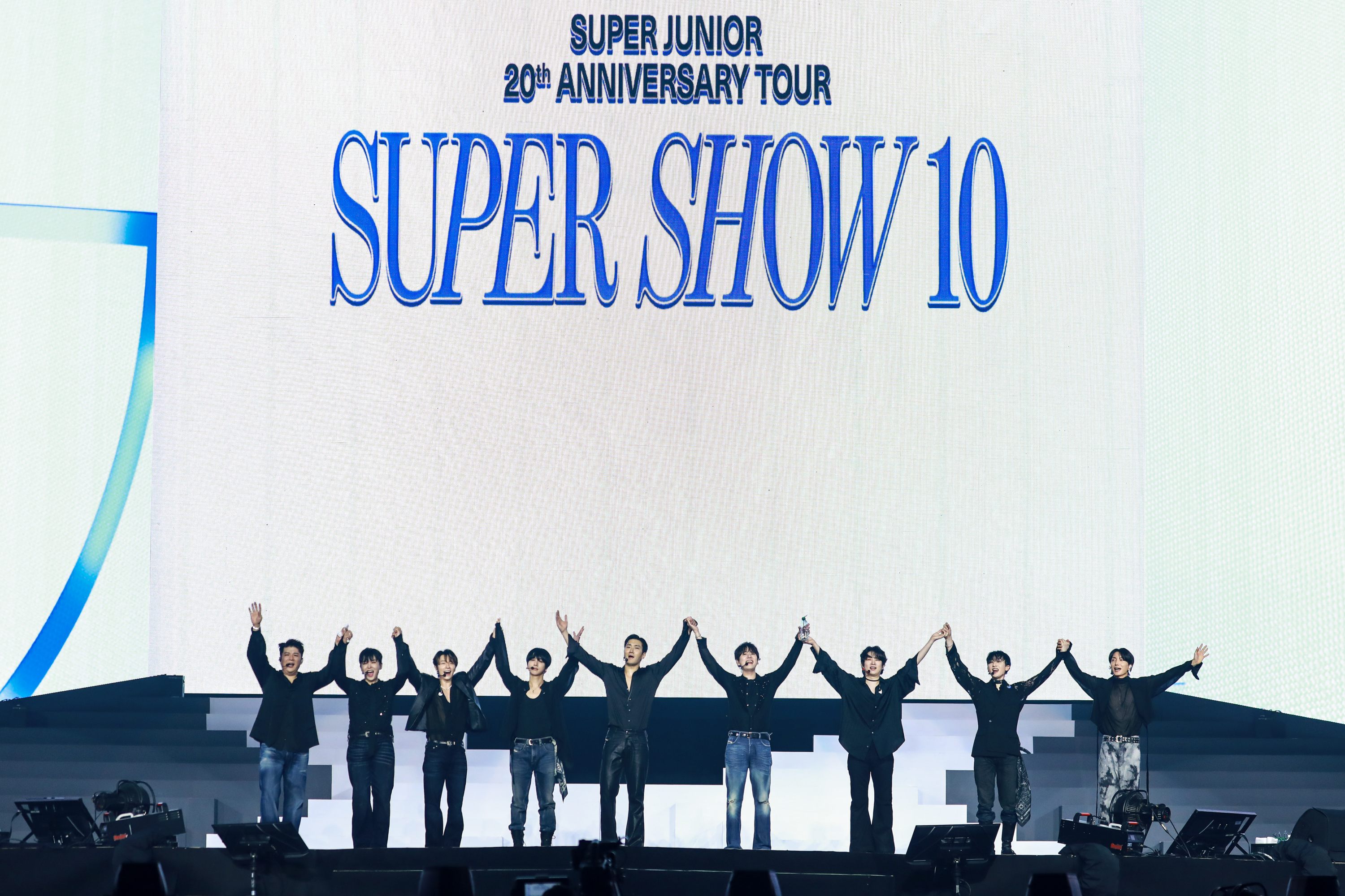 SUPER JUNIOR 大巨蛋演出迎接最後一天。(圖/讀者提供)
