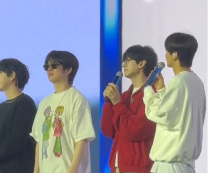 銀赫想住大巨蛋宣傳《宇宙啦啦隊》  E.L.F.超狂向陳其邁許願水舞應援