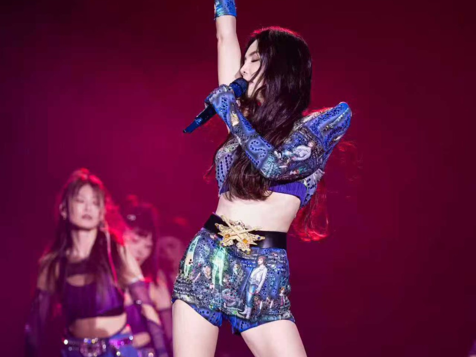 Ella感嘆「人生高光時刻就是S.H.E」　處女秀見姐妹暖挺爆哭