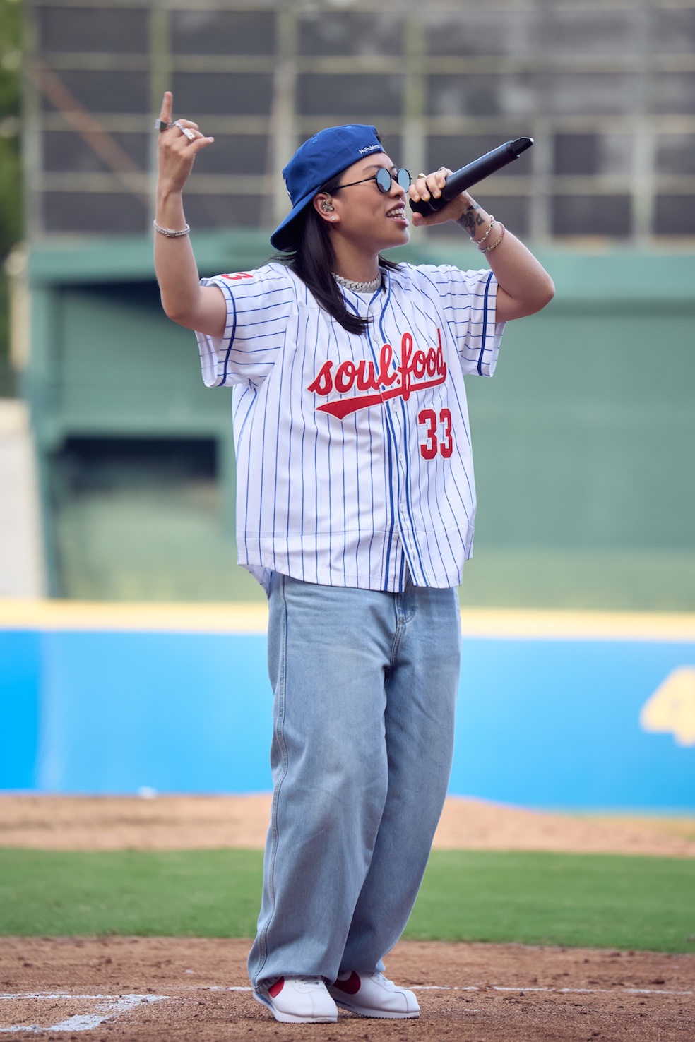 葛仲珊〈homerun全壘打〉MV拍攝現場。（圖／ 索尼音樂提供）