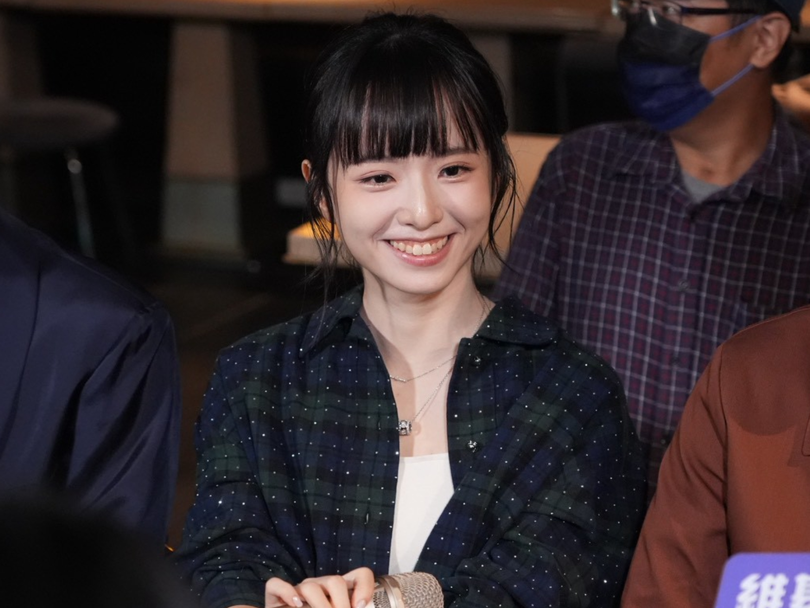 張鈞甯簽到超狂新人！趙妮綺同學是裴斗娜　曝拒當車銀優師妹原因