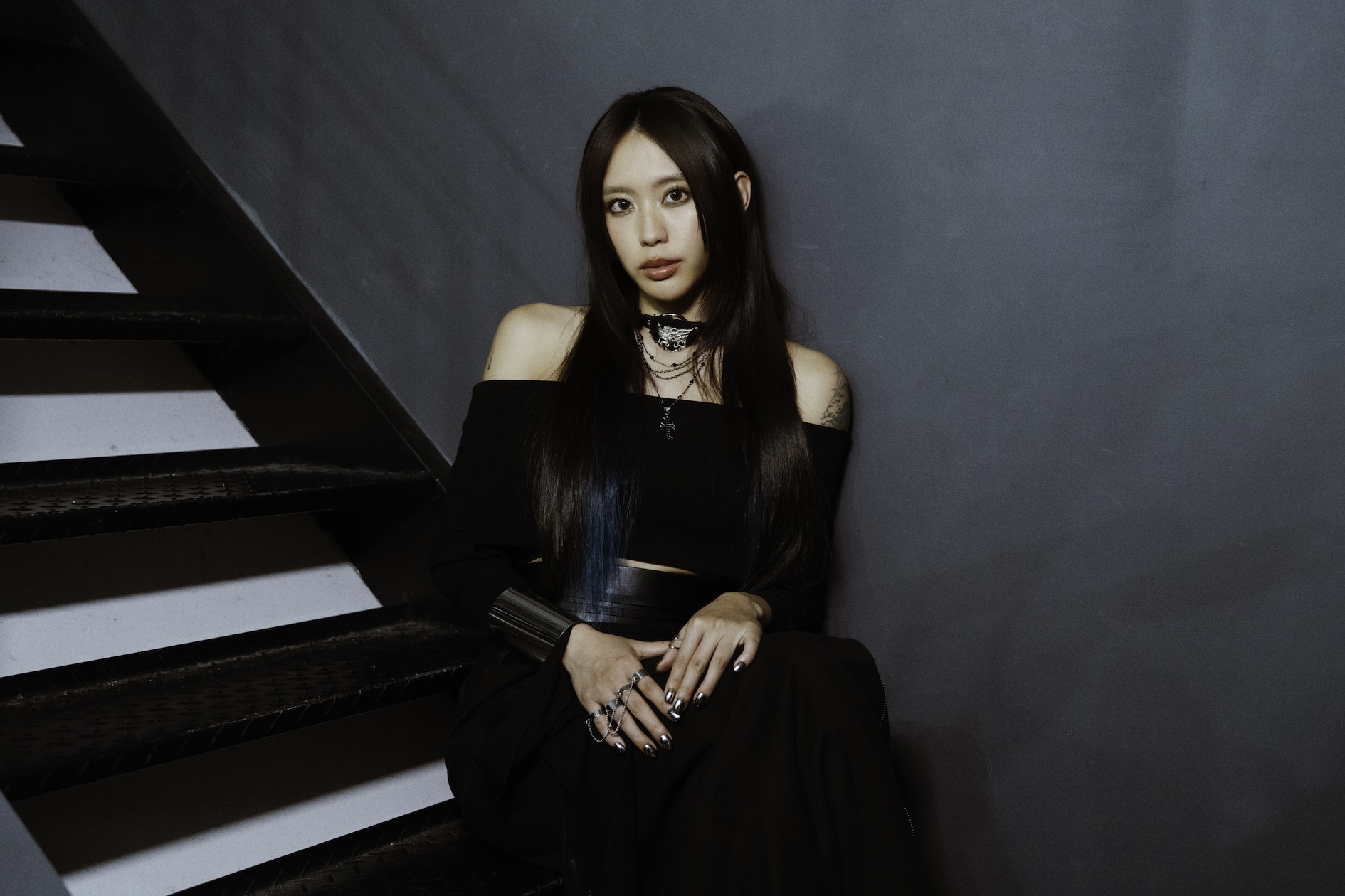 李芷婷今年好好地斷捨離、總整理。（圖／華納音樂提供）