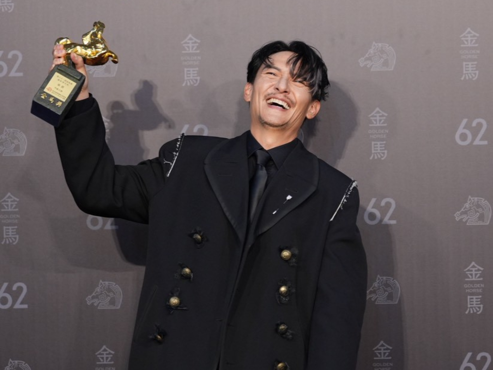 金馬62／張震相隔4年再摘影帝　13歲就入行感謝老爸張國柱