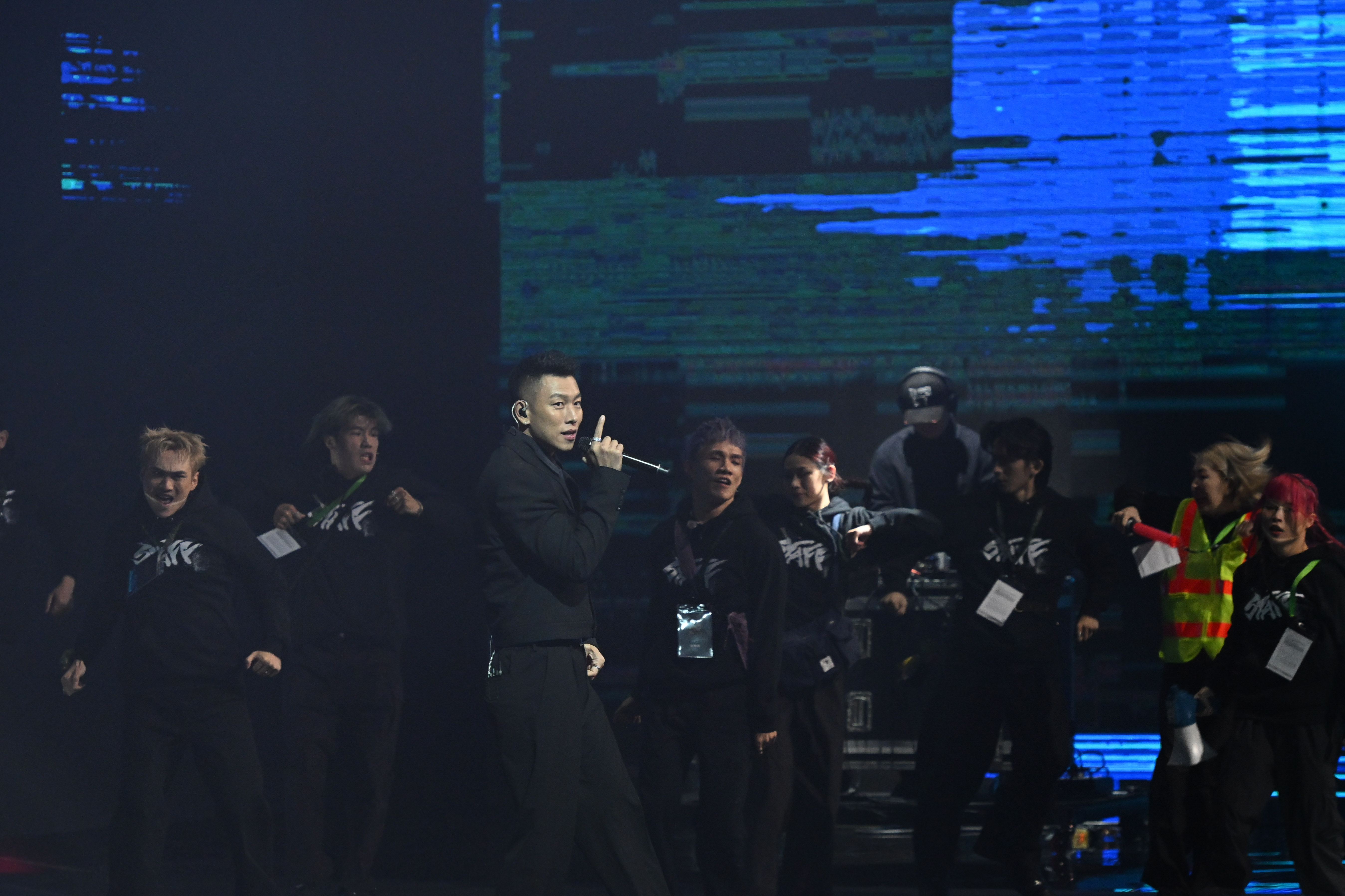 頑童登金馬開場表演疑「收音失誤」。（圖／金馬執委會提供）