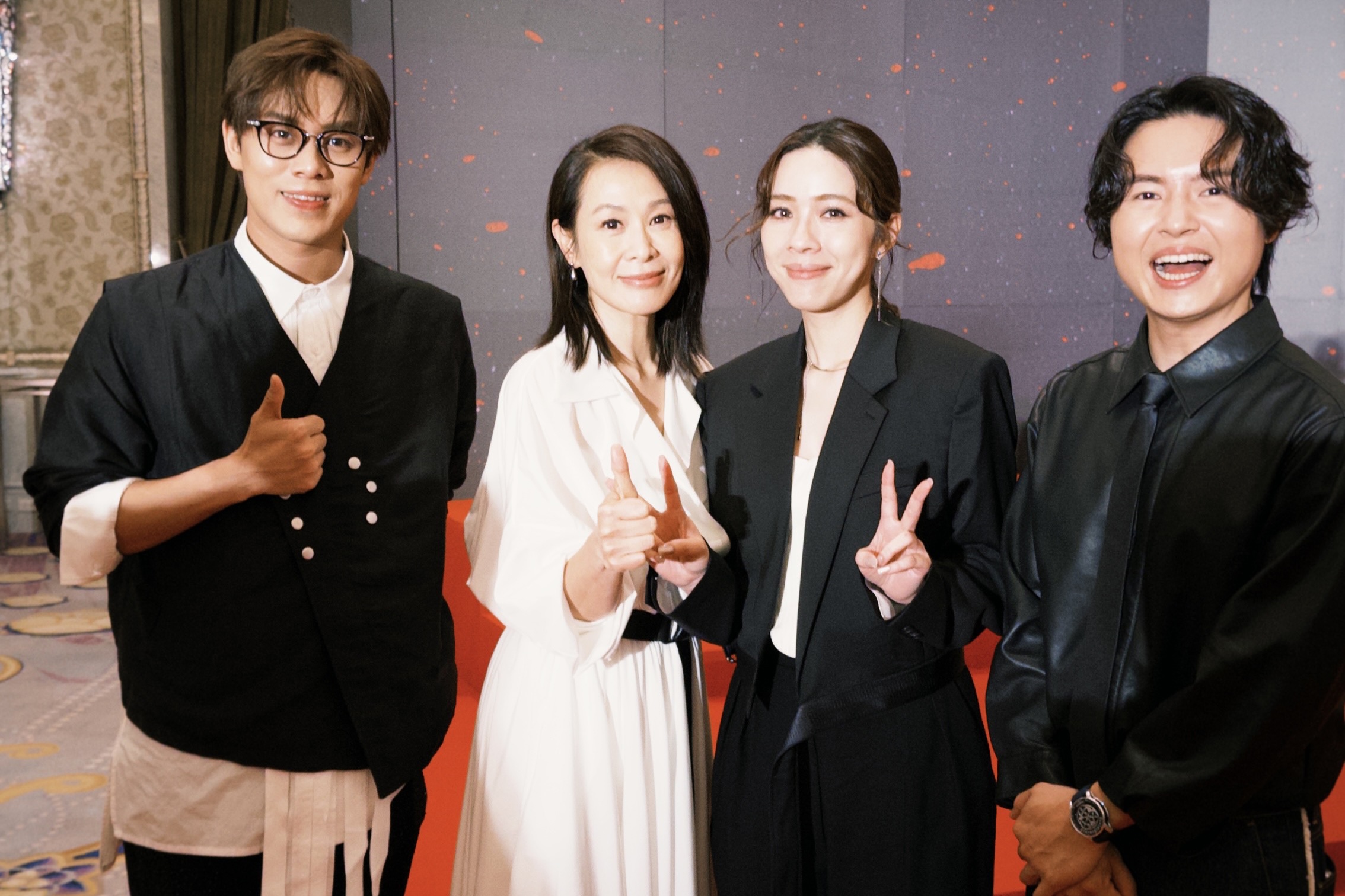 告五人與劉若英相約典禮再見。（圖／相信音樂提供）