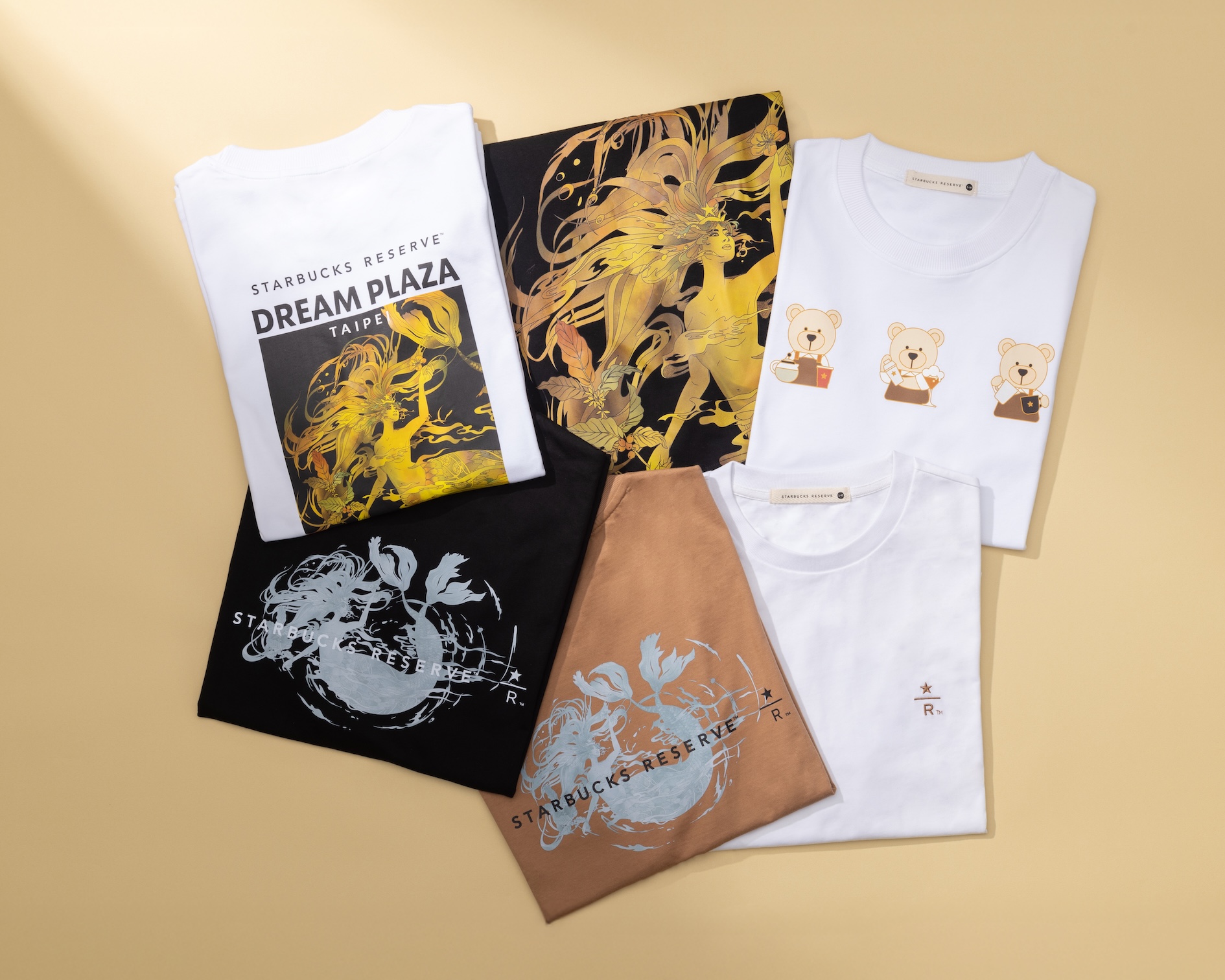 星巴克典藏DREAM PLAZA台北全新推出服飾系列。（圖／星巴克提供）