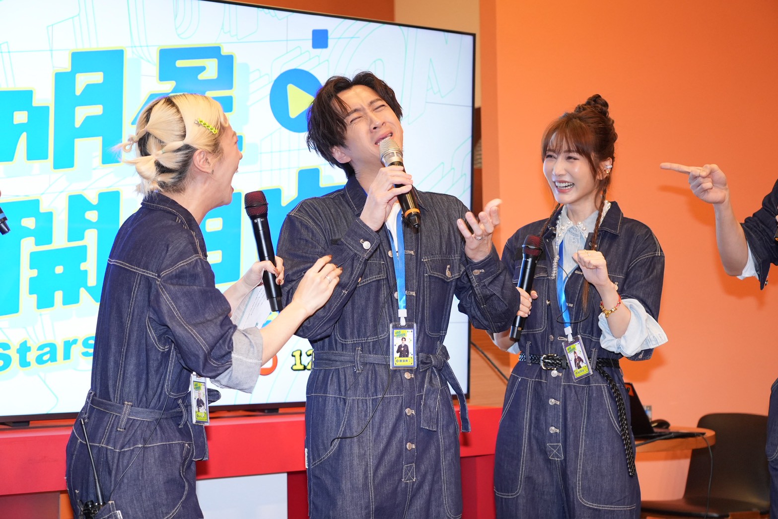 曾莞婷（右起）、陳漢典、Lulu吵吵鬧鬧，很搞笑。（圖／記者許方正攝）