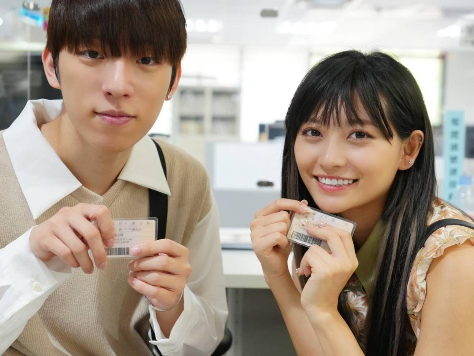 祈錦鈅（右）結束2年婚姻。（圖／翻攝祈錦鈅臉書）