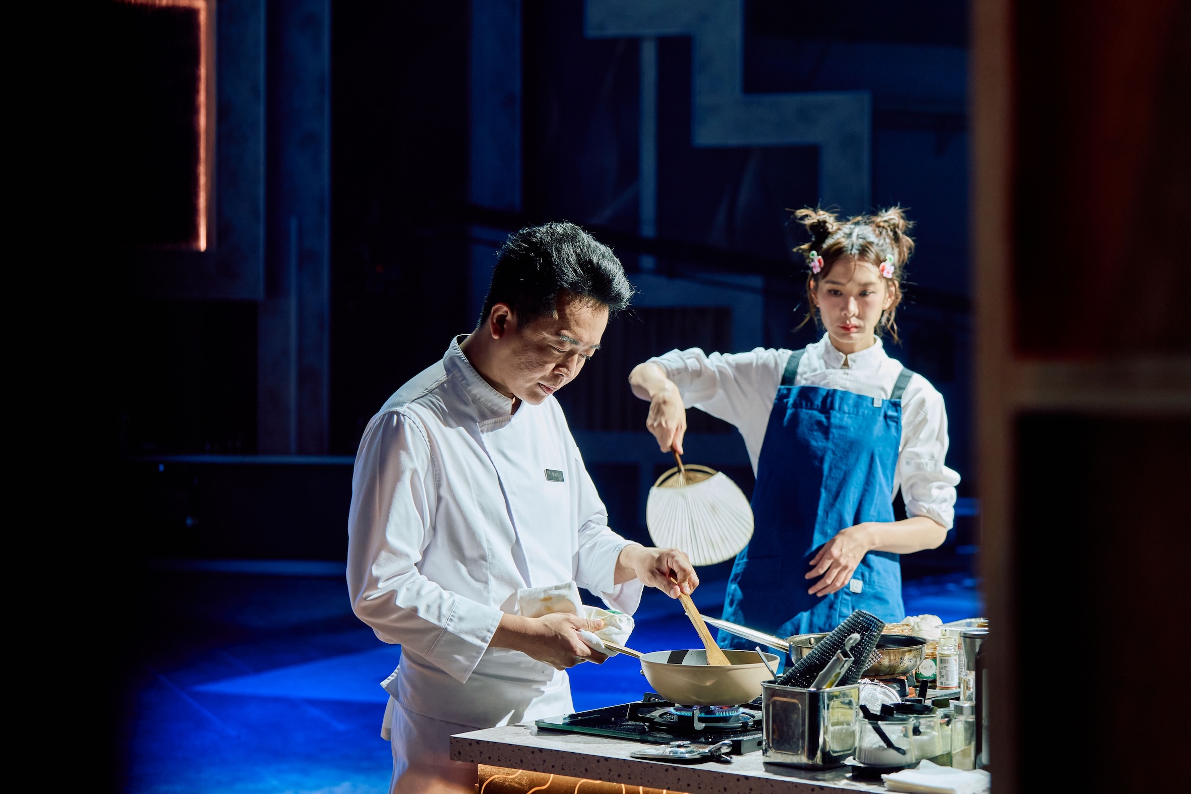 安心亞與名廚Will。(圖/三立提供)