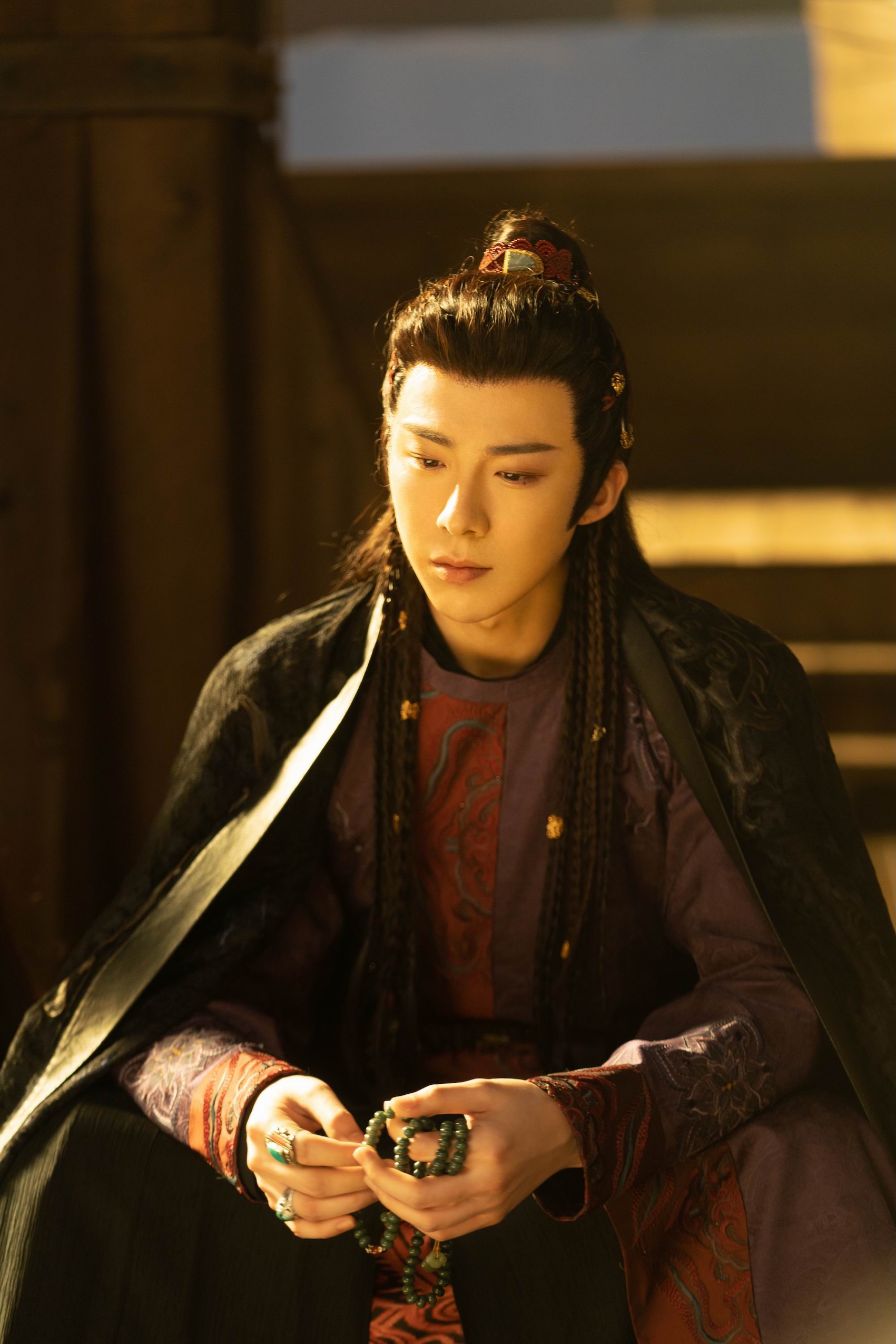 劉宇寧飾演身負滅門血仇的商船郎主燕子京。（圖／緯來戲劇台提供）