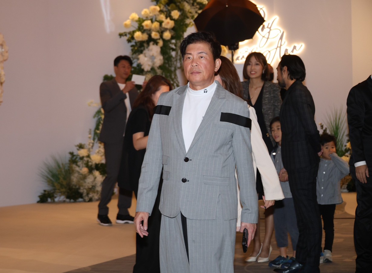 曾國城來囉！（圖／記者陳明中攝）