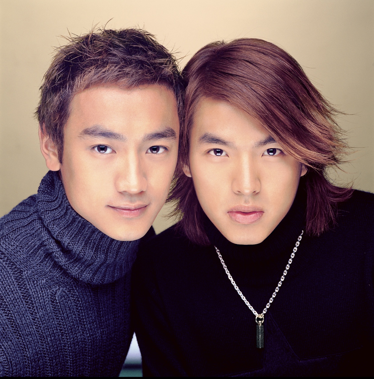 潘重威和林貴敏成功打造《WEWE二人組》，才從創意人轉成影視全方面的經紀人。（圖／創意大群組提供）